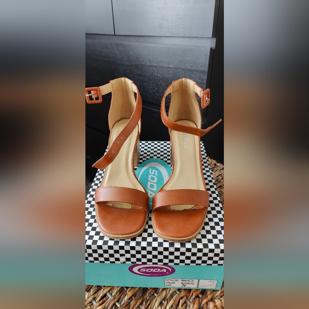 Soda Women's Tan Sandals, 2" heel, size 7-1/2